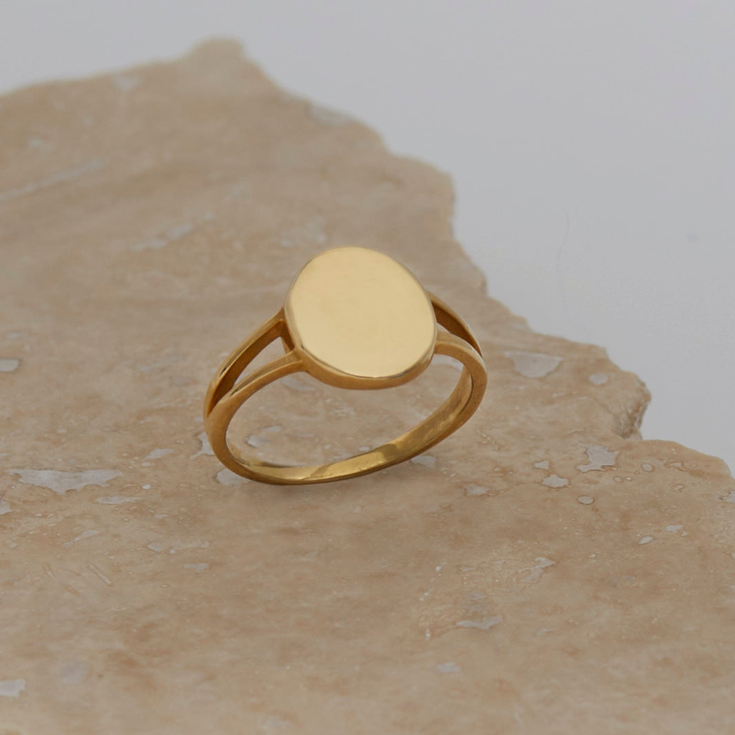 Signet Pinky Ring
